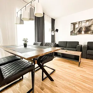 Modernes Luxus-apartment Im Leipziger Zentrum Apartment