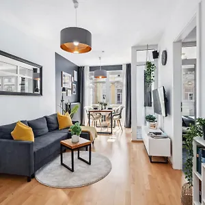 Stilvolle, Gemütliche Mitten Im Zentrum Apartment